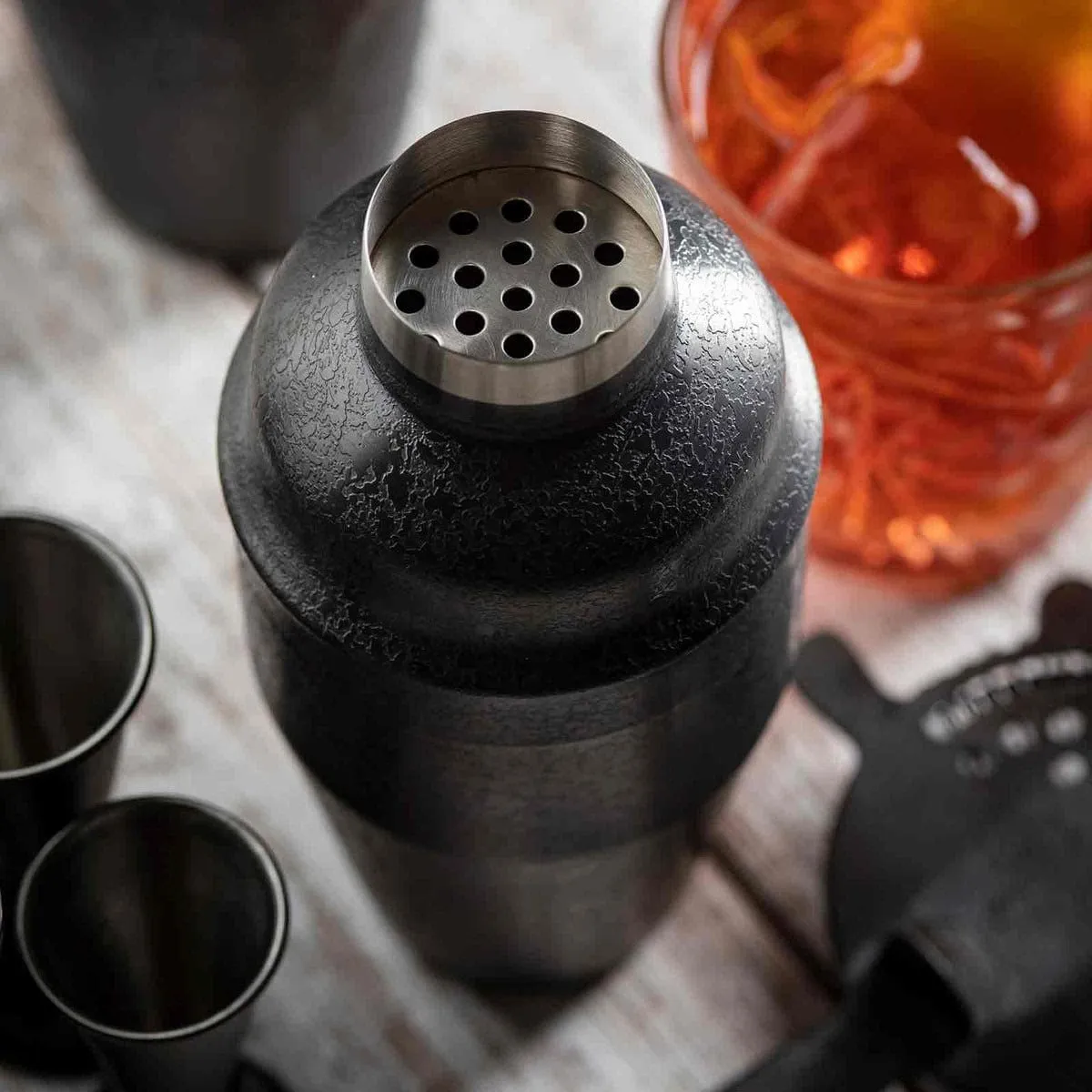 18 oz Cocktail Shaker - 3 Piece Set - Black