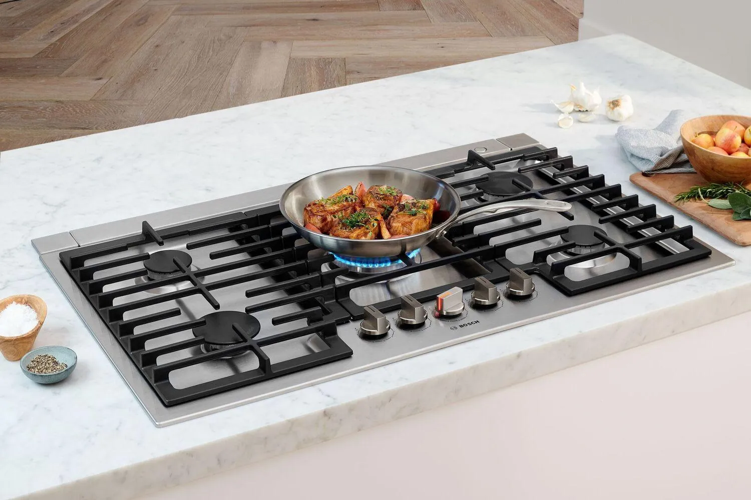 Bosch  800 Series Gas Cooktop 36'' Stainless Steel Ngm8658Uc