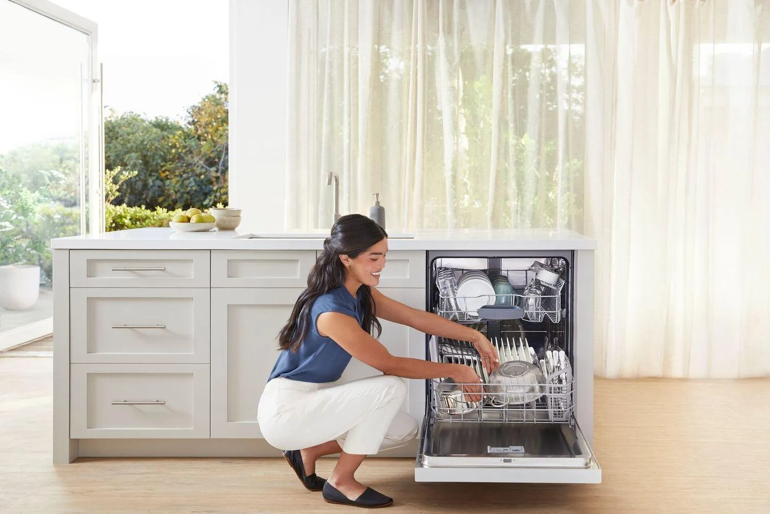 Bosch SHE4AEM5N 100 Plus Dishwasher 24 Stainless Steel
