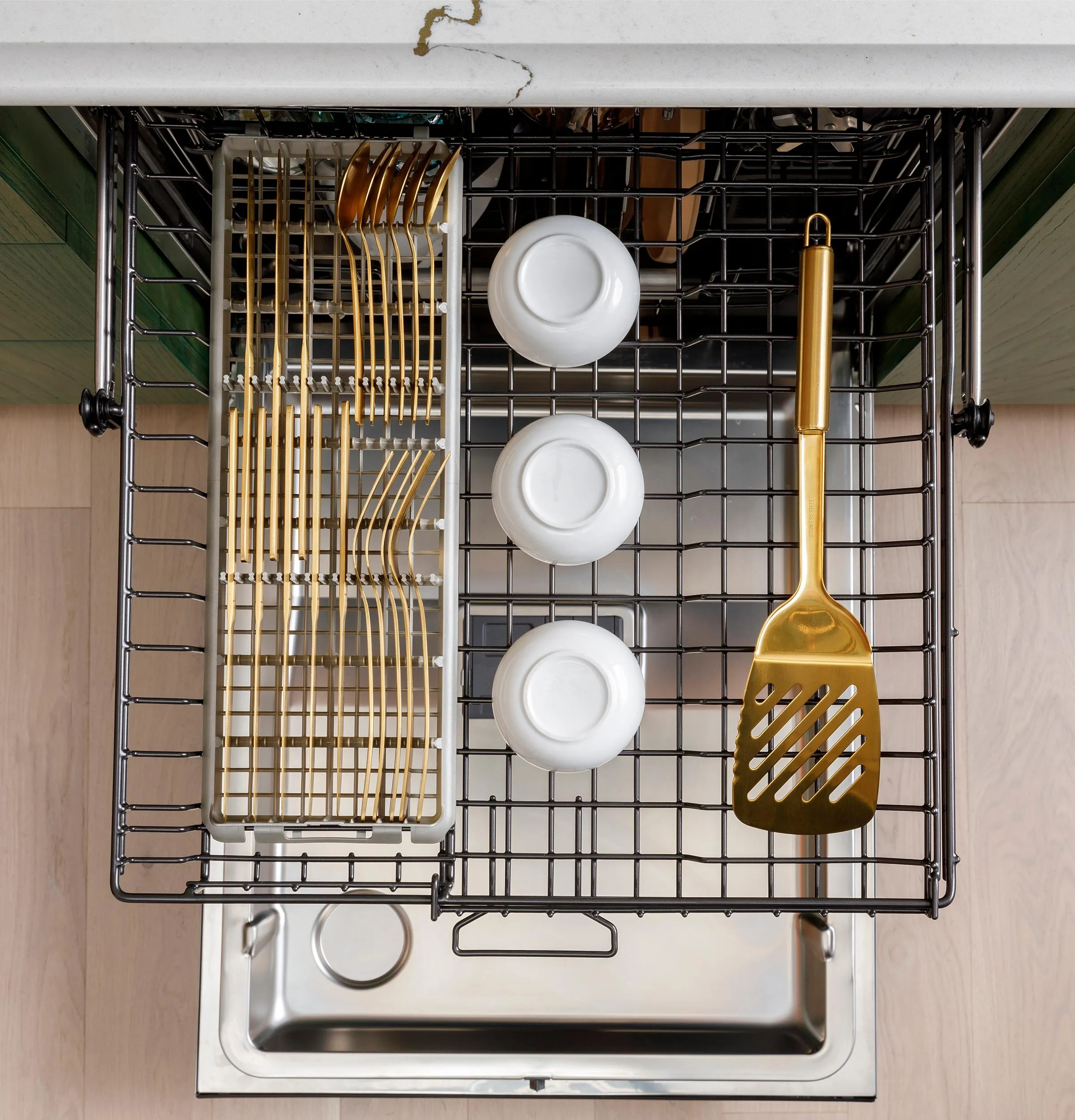 Cafe CDT828P2VS1 Caf&#8482; Customfit Energy Star Stainless Interior Smart Dishwasher With Ultra Wash & Dry. 42 Dba