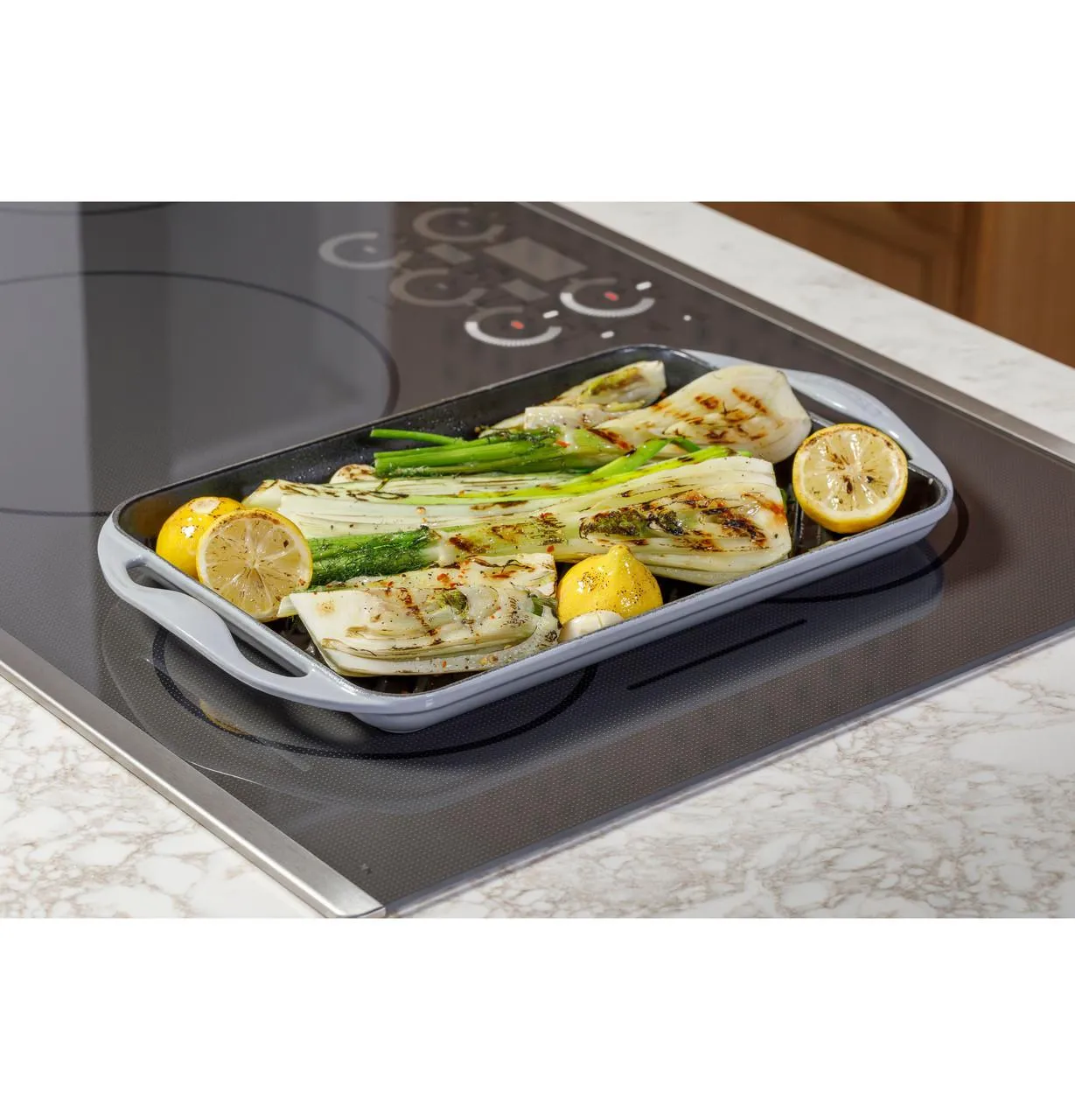 Cafe CHP90361TBB Caf&#8482; Series 36 Built-In Touch Control Induction Cooktop