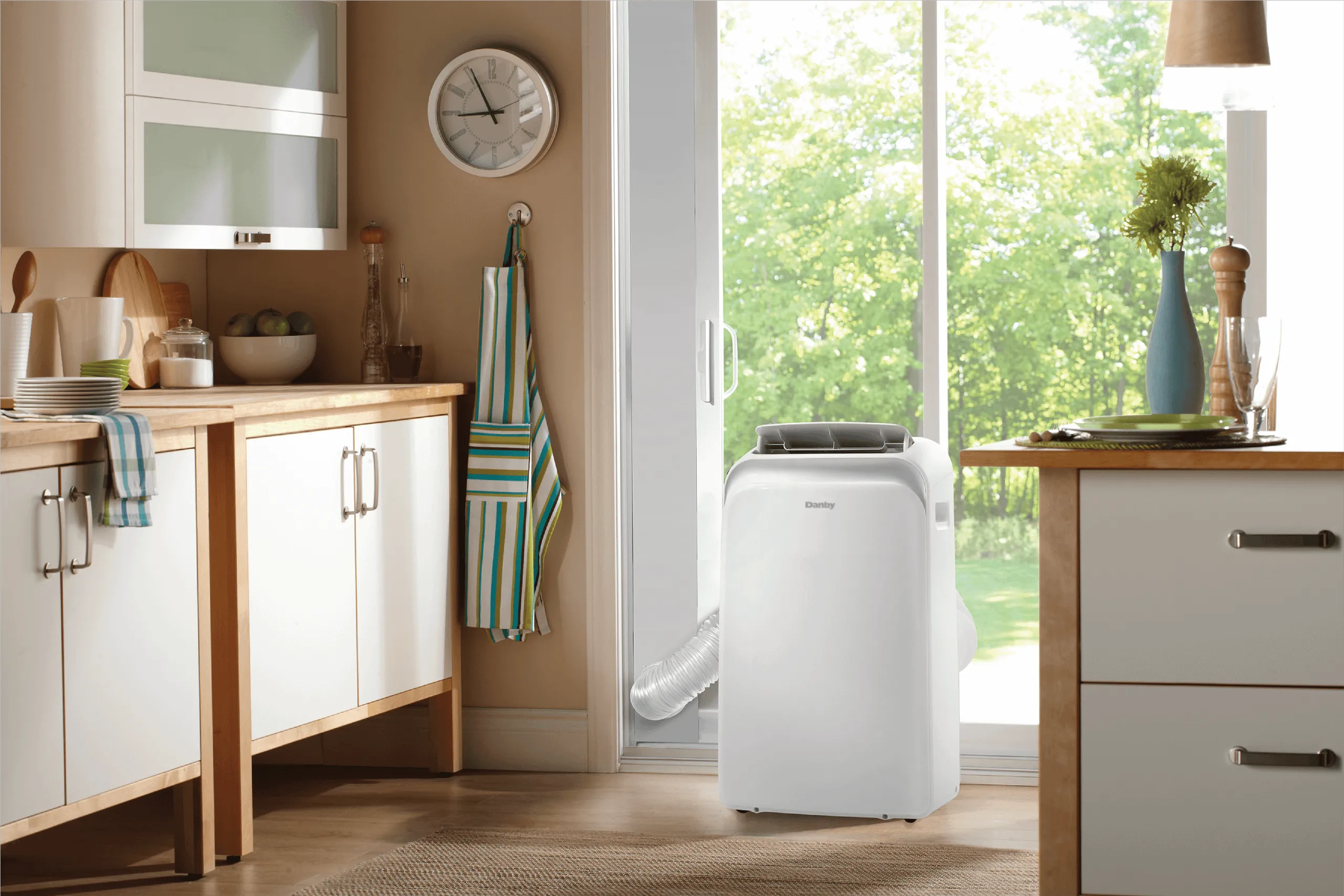 Danby DPA060B1WDB Danby 10.000 Btu (6.000 Sacc) Portable Ac