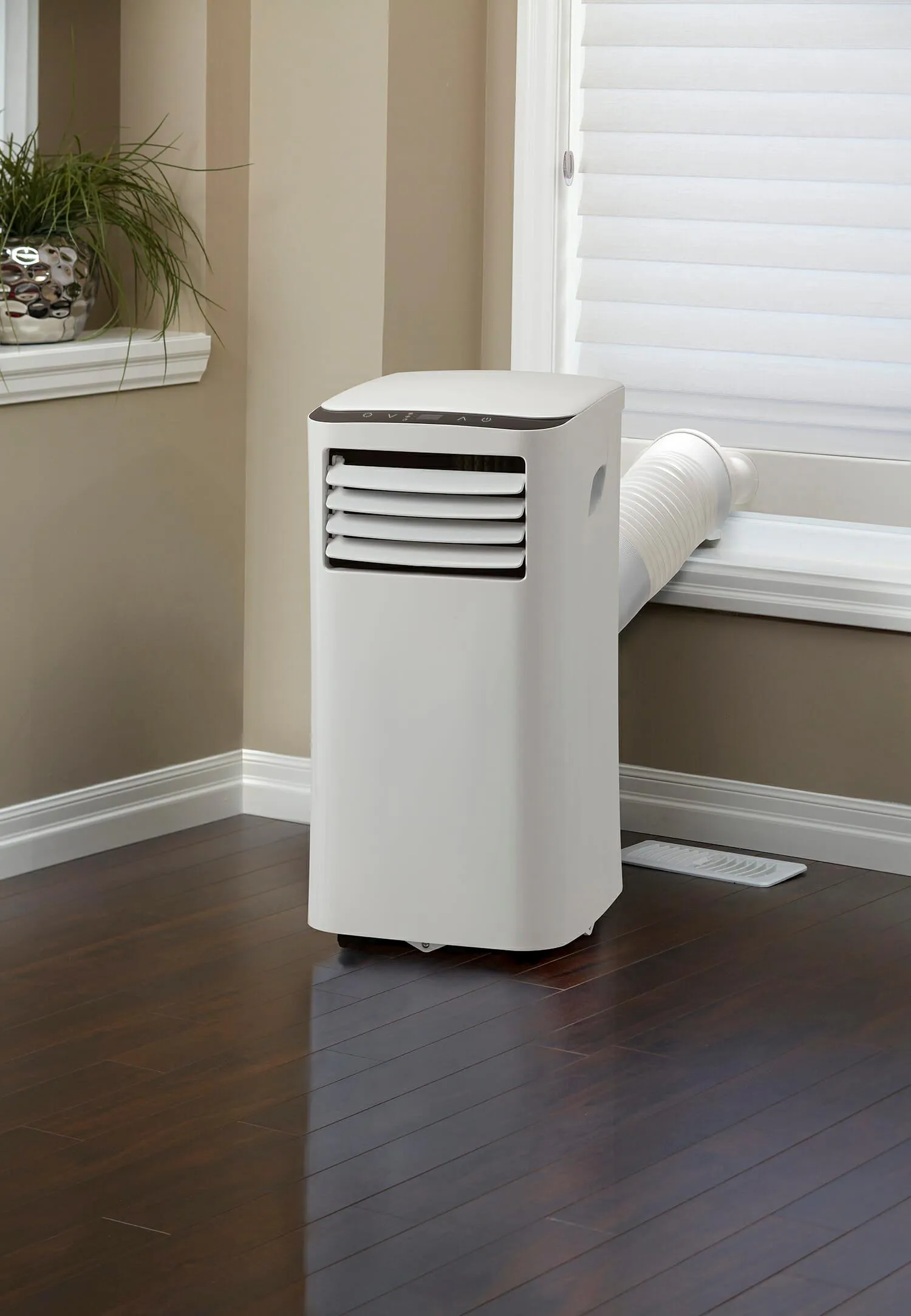 Danby DPA070B4WDB Danby 10.000 Btu (7.000 Sacc) 3-In-1 Portable Ac