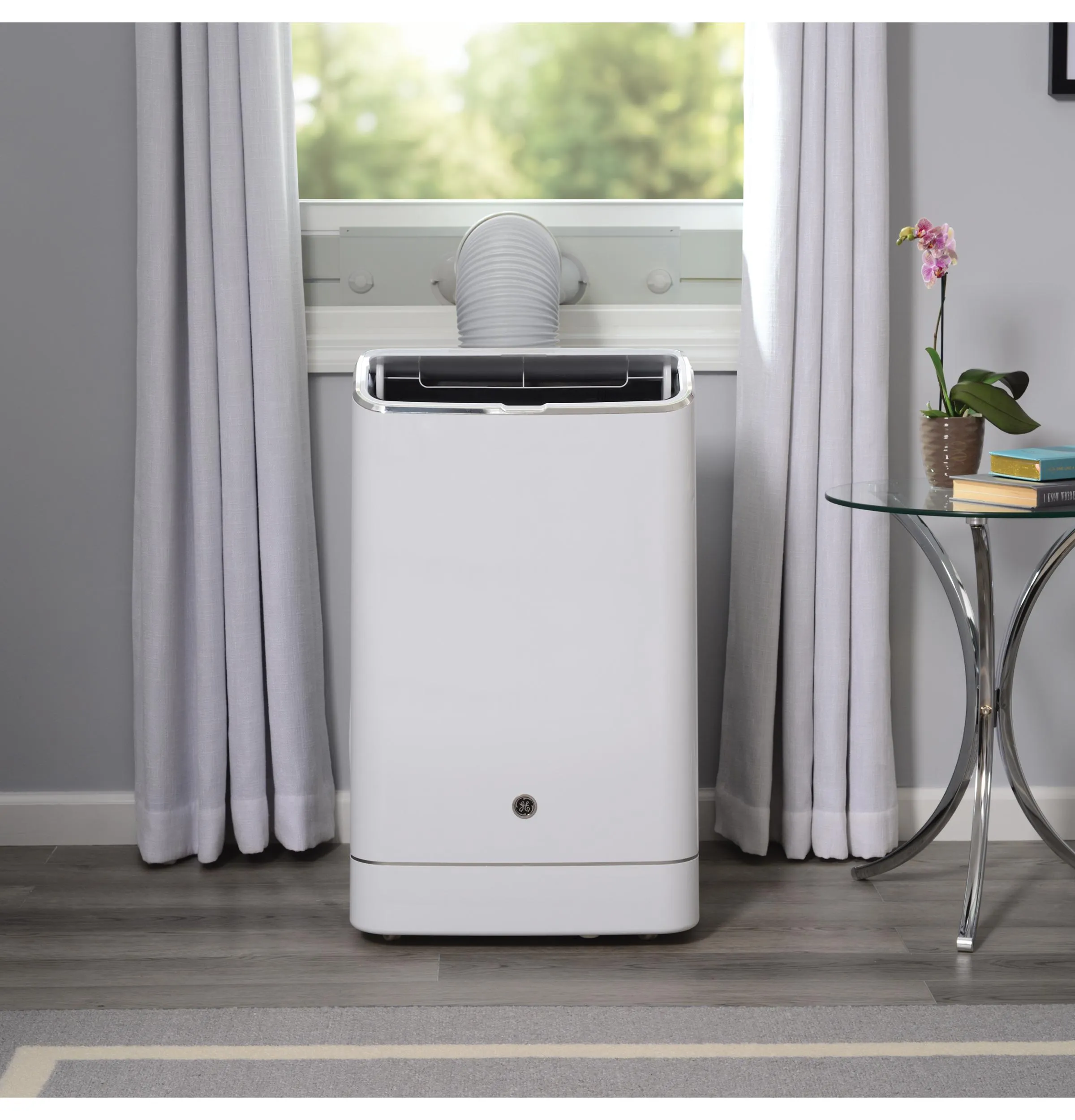 Ge Appliances APCA14YBMW Ge 14.000 Btu Portable Air Conditioner For Medium Rooms Up To 550 Sq Ft. (9.850 Btu Sacc)