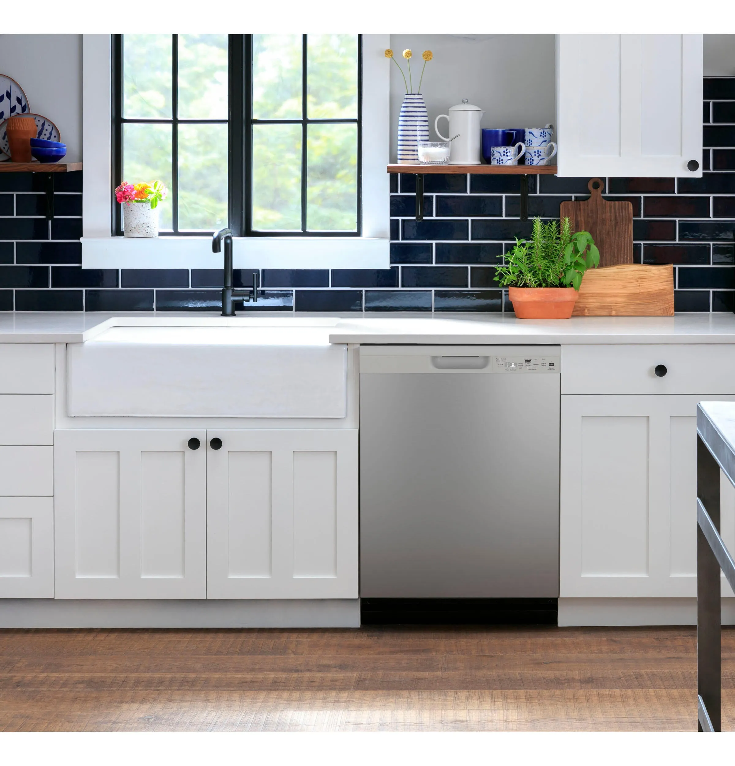 Ge Appliances GDF550PSRSS Ge Front Control With Plastic Interior Dishwasher With Sanitize Cycle & Dry Boost