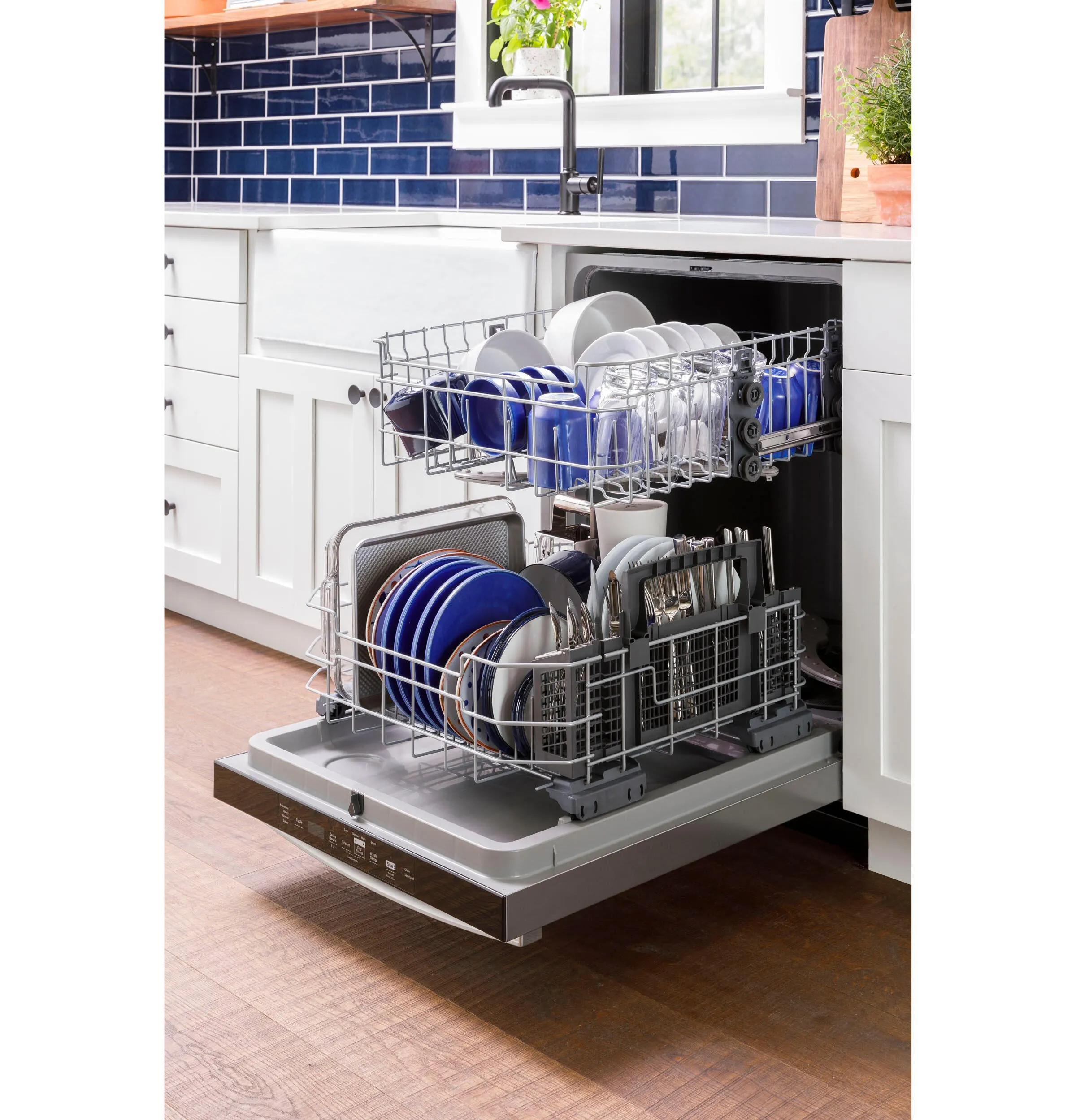 Ge Appliances GDT550PMRES Ge Top Control With Plastic Interior Dishwasher With Sanitize Cycle & Dry Boost