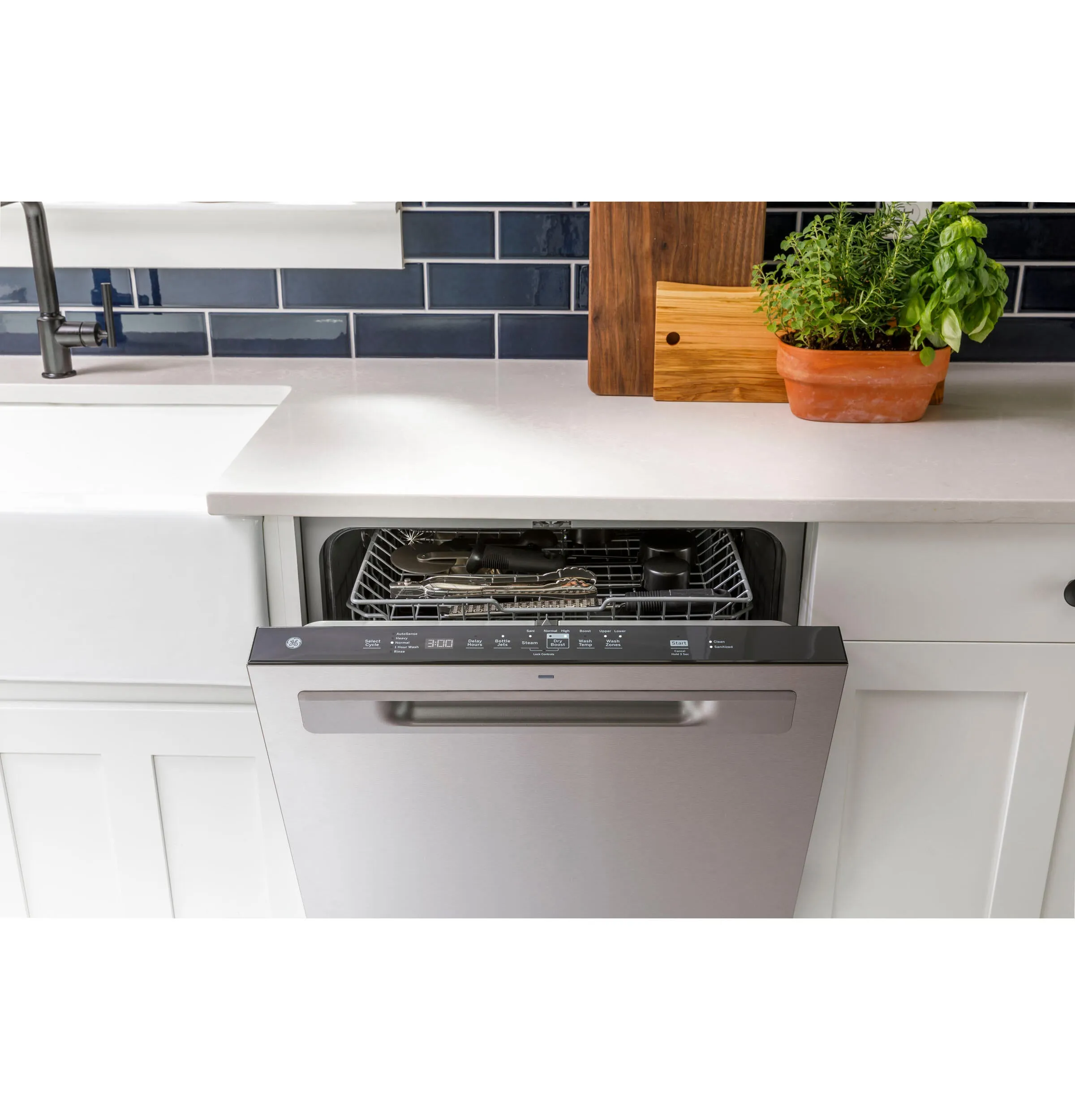 Ge Appliances GDT630PGRWW Ge Top Control With Plastic Interior Dishwasher With Sanitize Cycle & Dry Boost