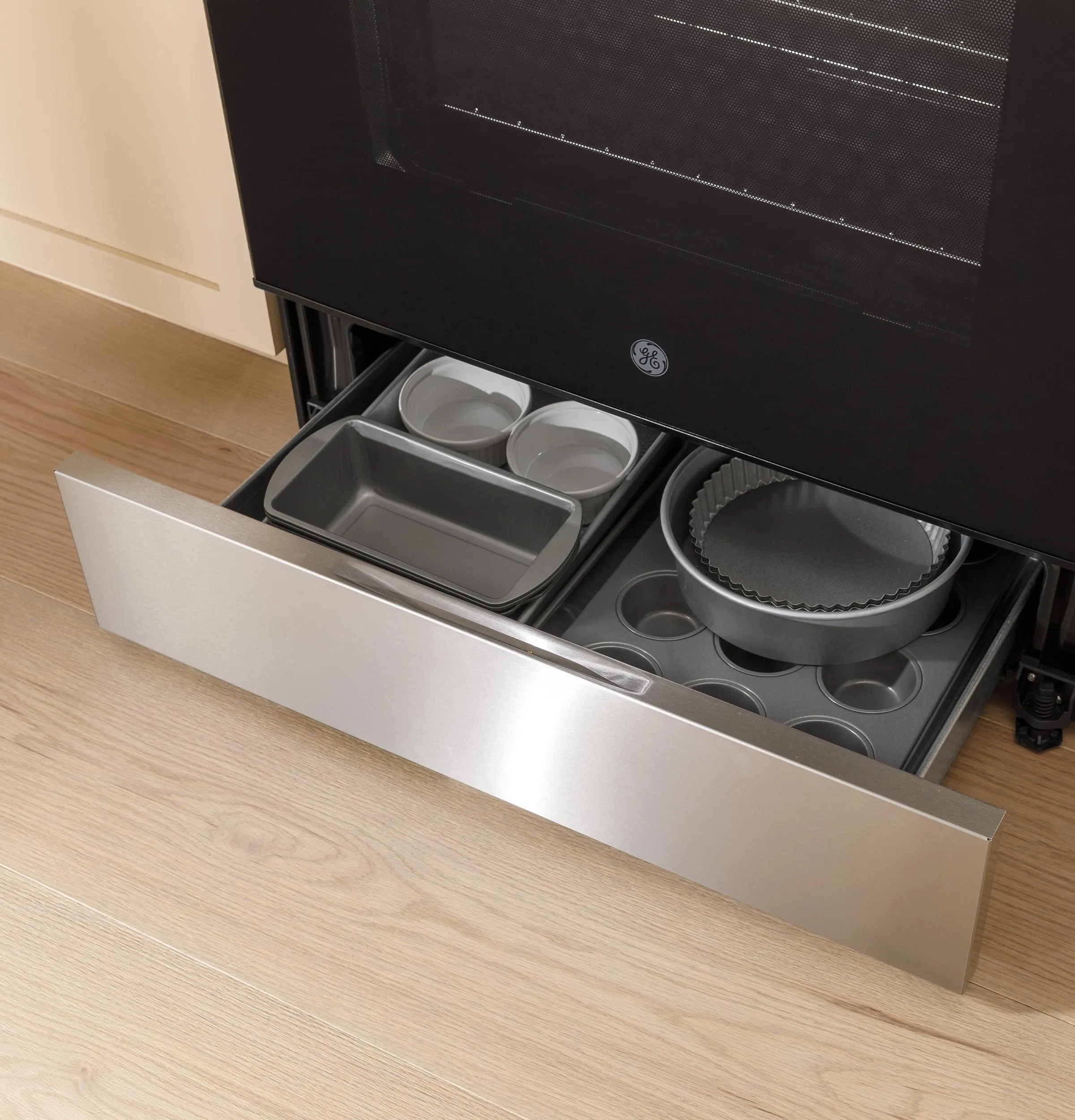 Ge Appliances GGF500PVSS Ge 30 Free-Standing Gas Range With Crisp Mode