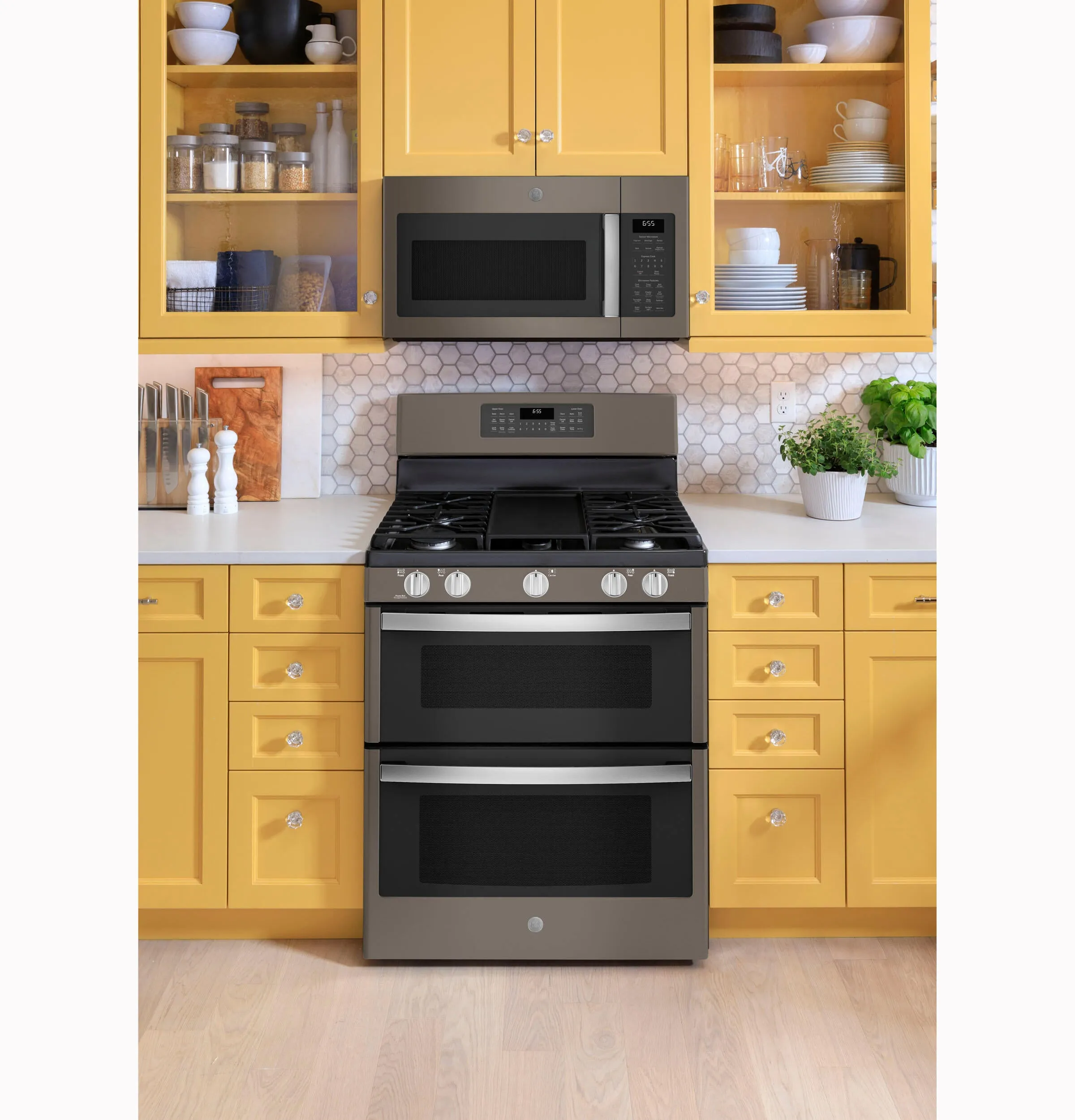 Ge Appliances JGBS86EPES Ge 30 Free-Standing Gas Double Oven Convection Range