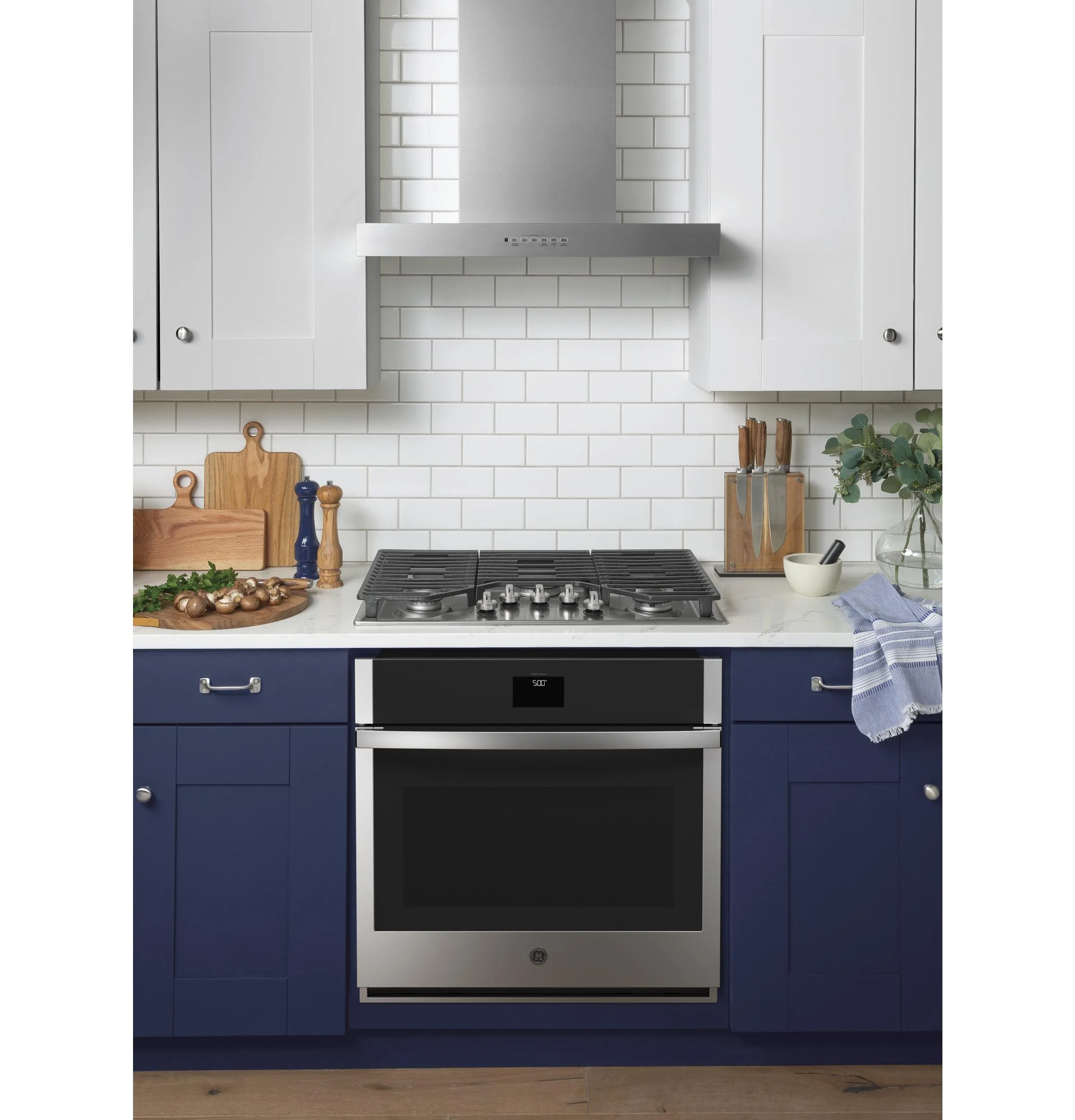 Haier UVW8301SLSS 30 Designer Wall Mount Hood W/ Dimmable Led Lighting