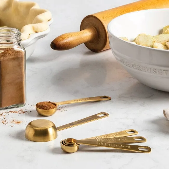 Le Creuset Measuring Spoons. Gold - Set of 5