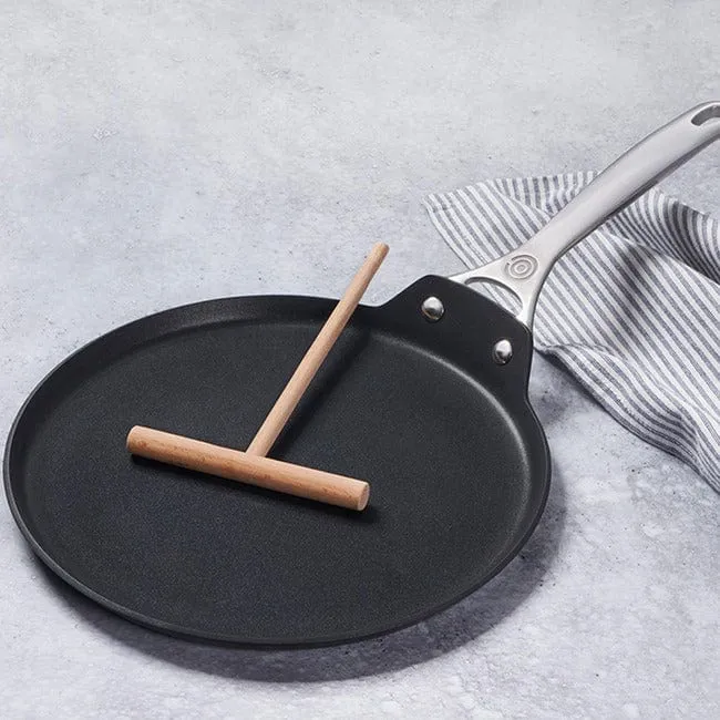 Le Creuset Toughened Non-Stick Crepe Pan with Rateau
