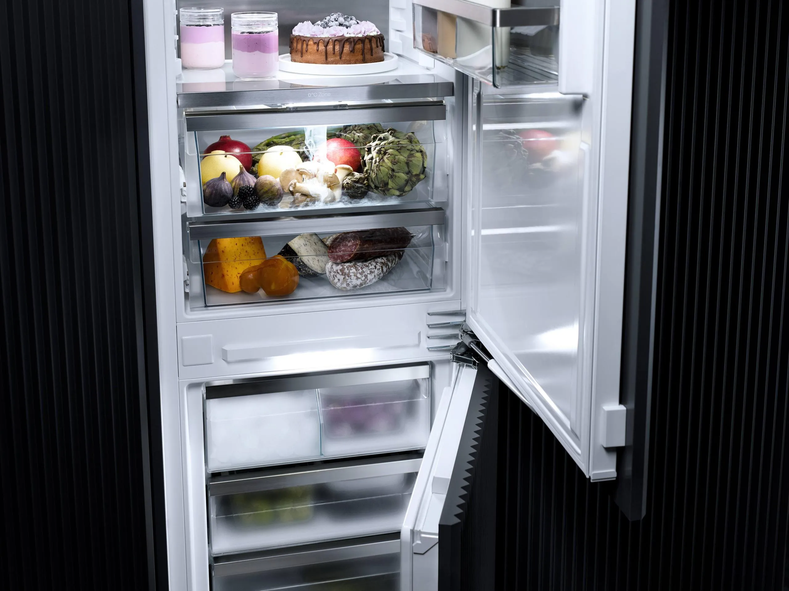 Miele KFN7795D Kfn 7795 D - Perfectcool Fridge-Freezer Perfectfresh Active. Dynacool. And Icemaker For Outstanding Appearance.