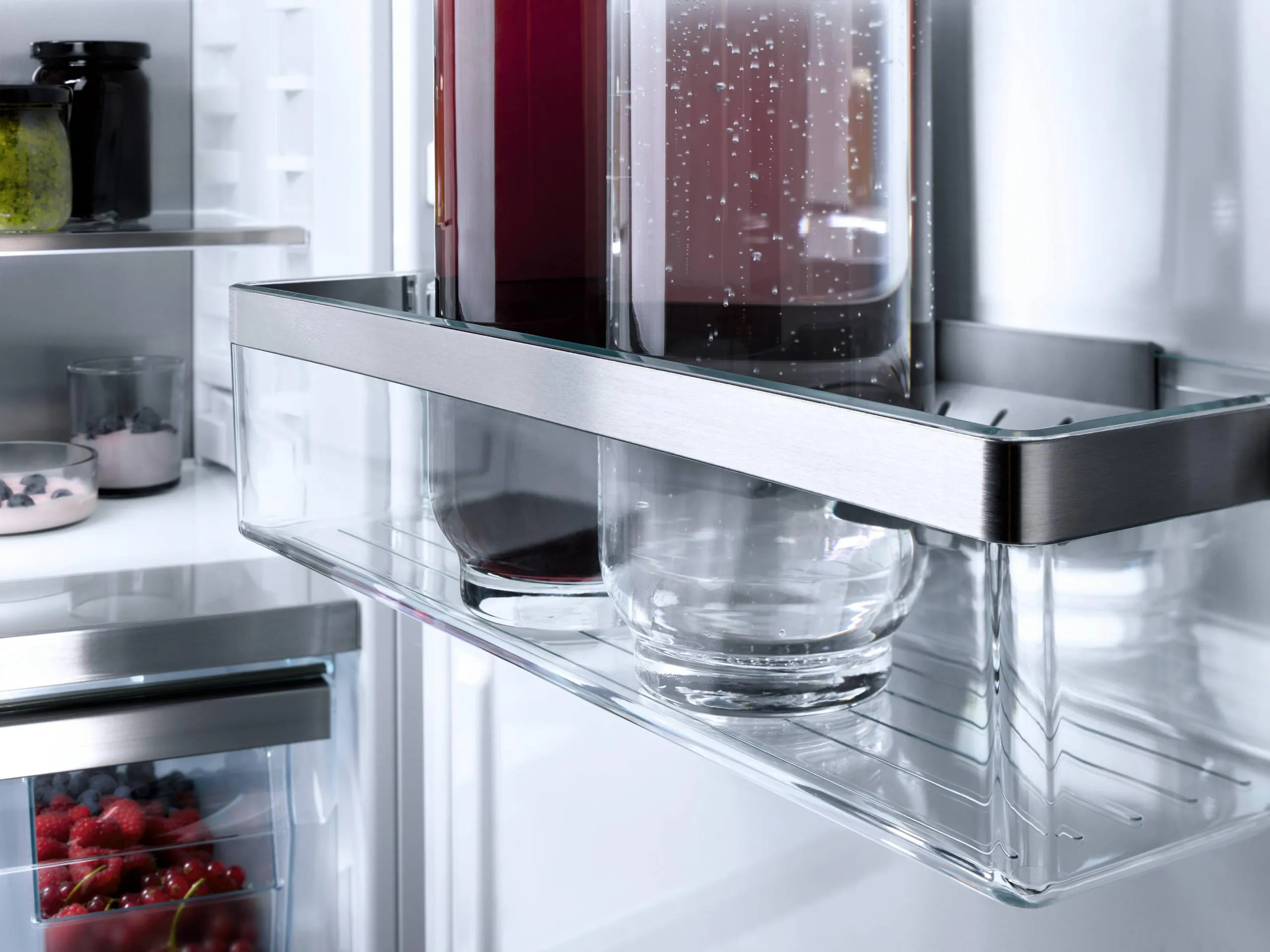 Miele KFN7795D Kfn 7795 D - Perfectcool Fridge-Freezer Perfectfresh Active. Dynacool. And Icemaker For Outstanding Appearance.