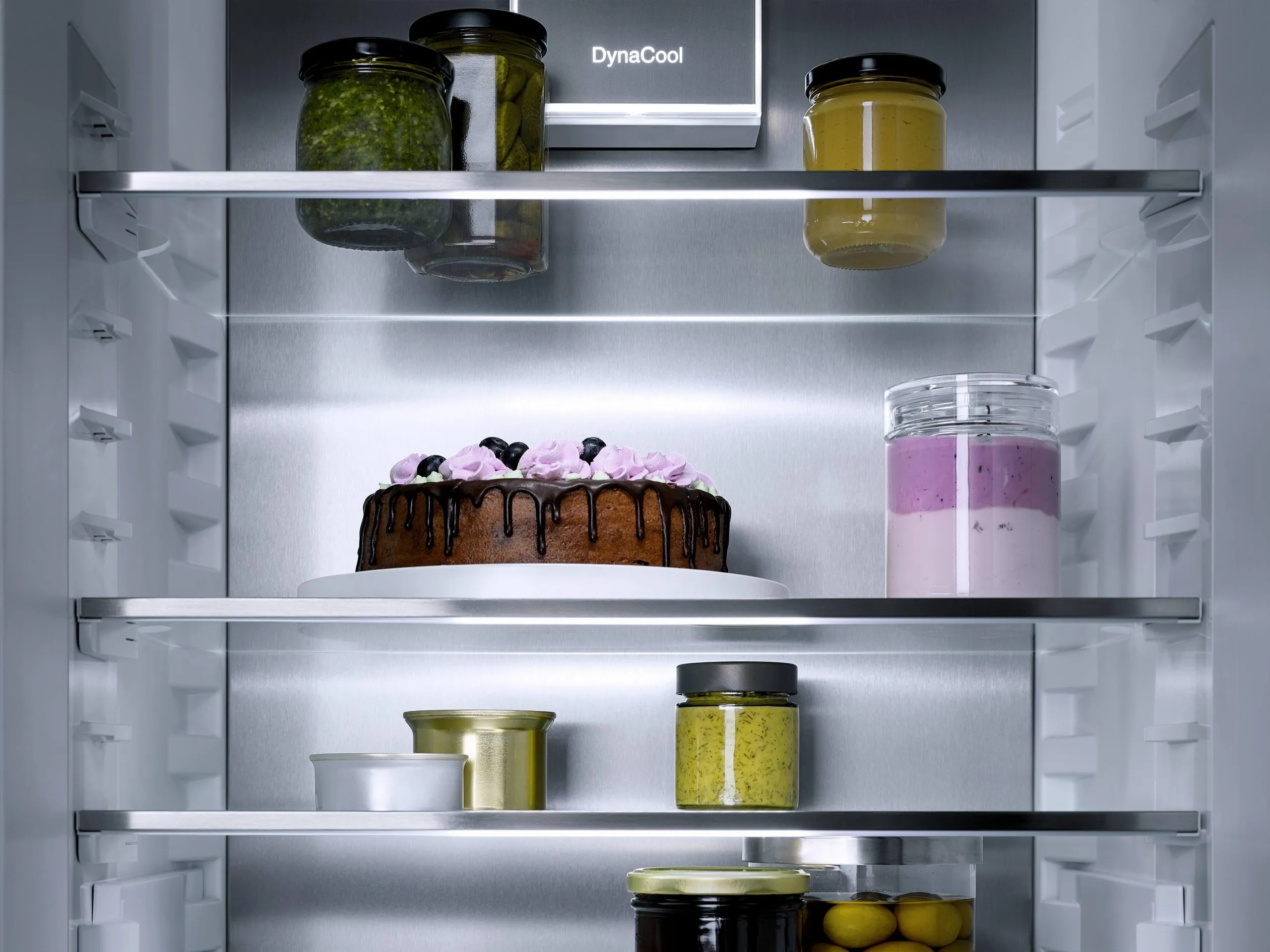 Miele KFN7795D Kfn 7795 D - Perfectcool Fridge-Freezer Perfectfresh Active. Dynacool. And Icemaker For Outstanding Appearance.