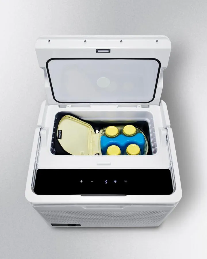 Summit SPRF11MC Portable Momcube Breast Milk Refrigerator/Freezer