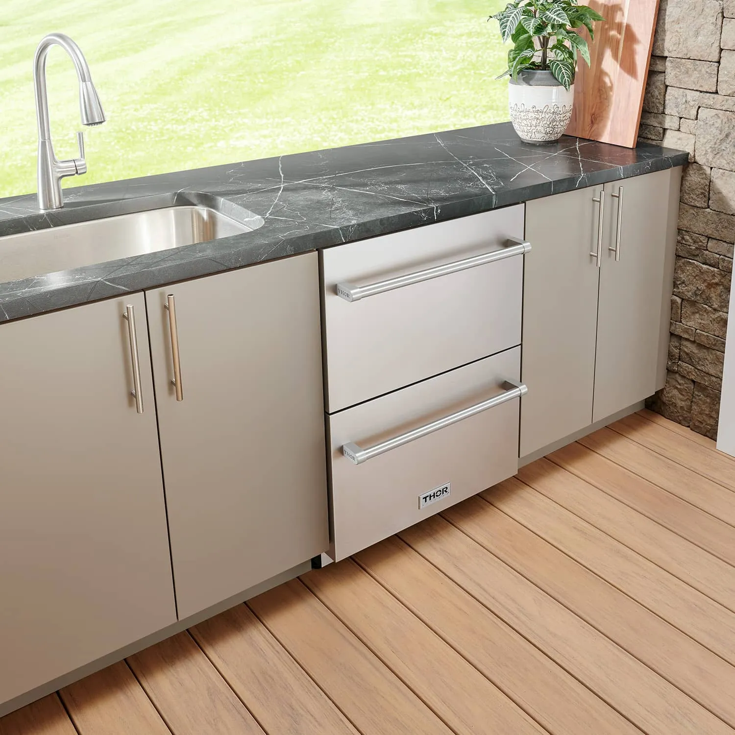 Thor Kitchen TRF24U 24 Inch Indoor Outdoor Refrigerator Drawer In Stainless Steel