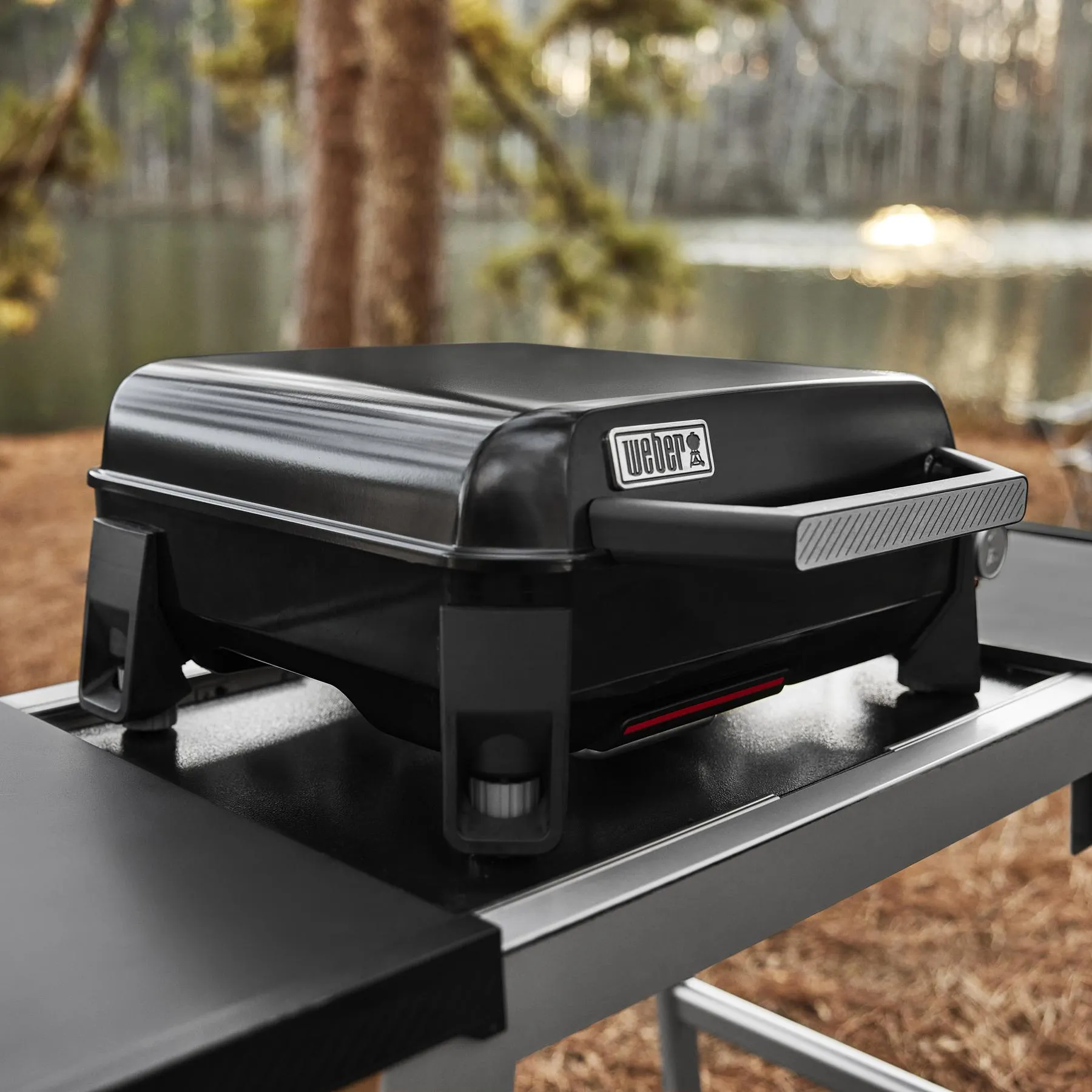 Weber 1500012 Weber Traveler 17 Portable Griddle - Black