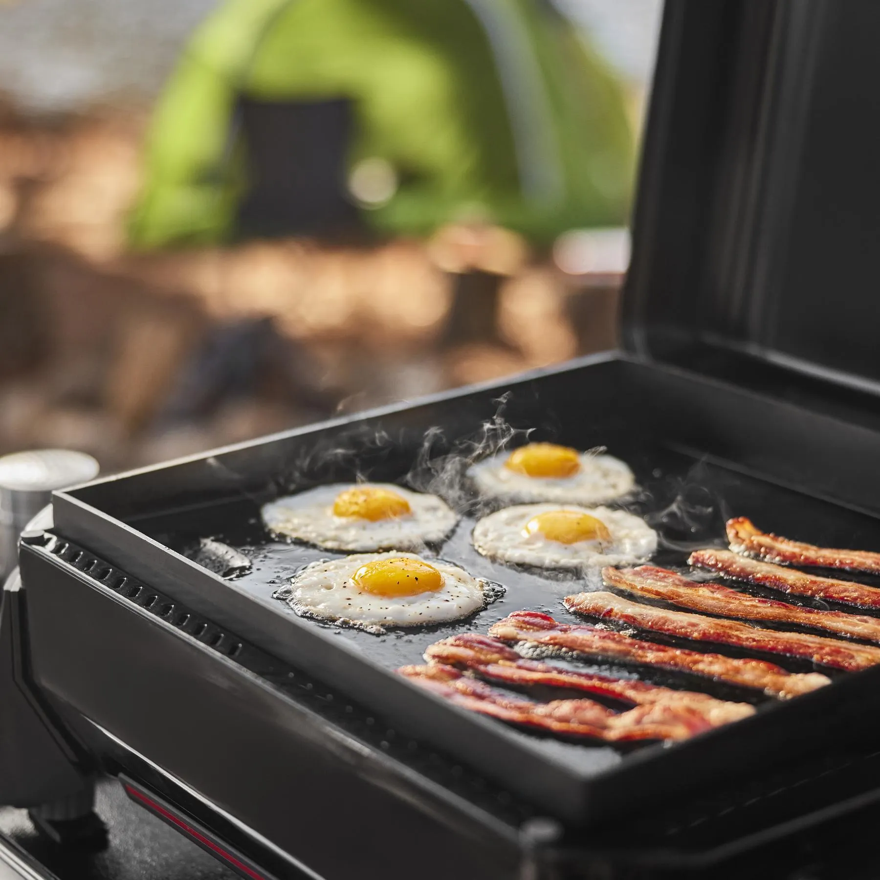 Weber 1500012 Weber Traveler 17 Portable Griddle - Black