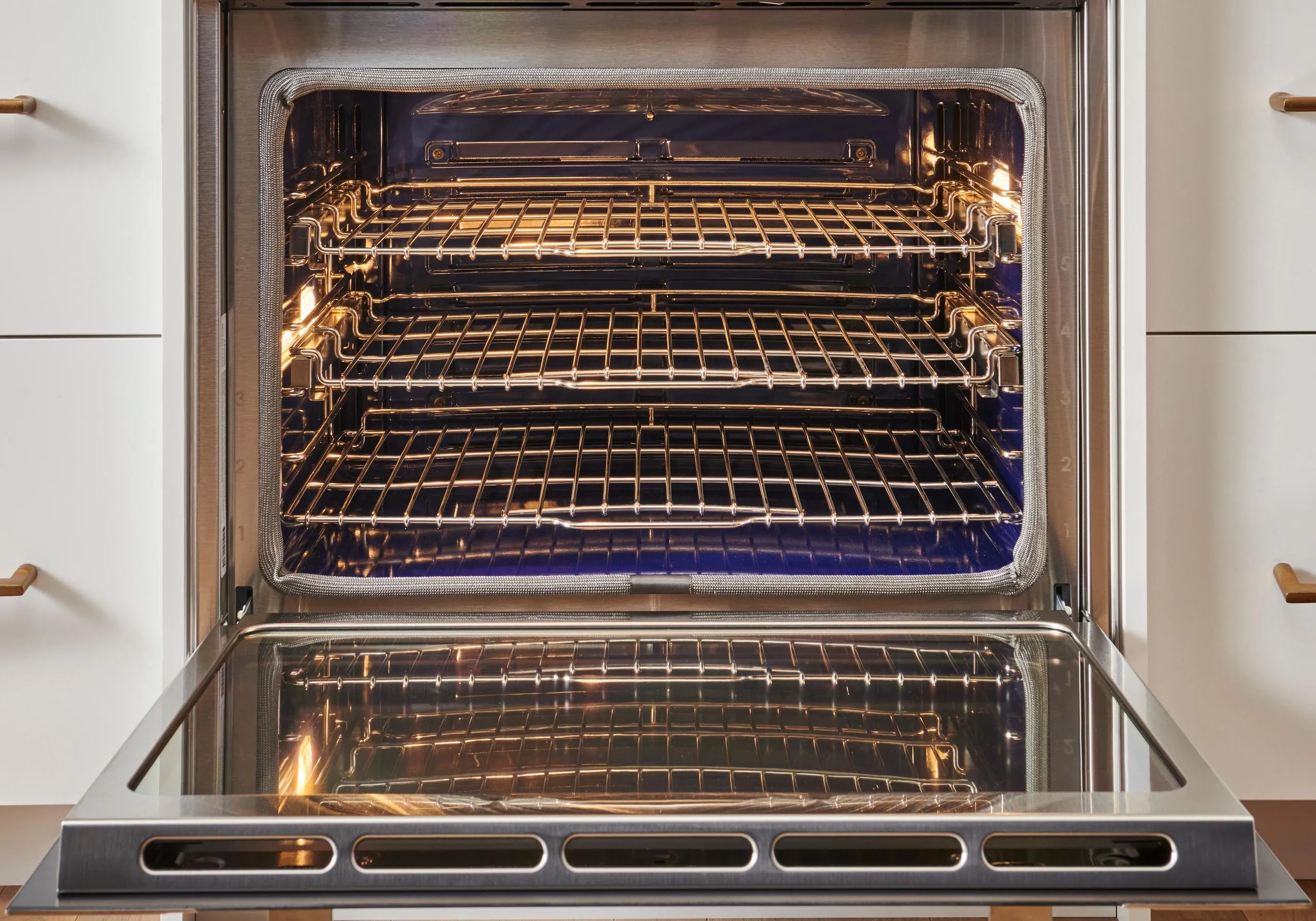Wolf SO3050PMSP 30 M Series Professional Built-In Single Oven